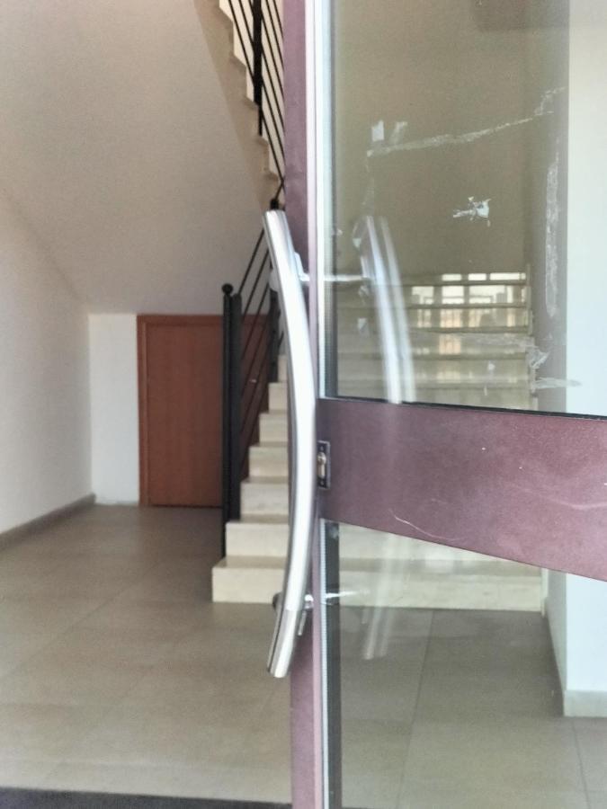 Apartamento Twin House Tito Exterior foto